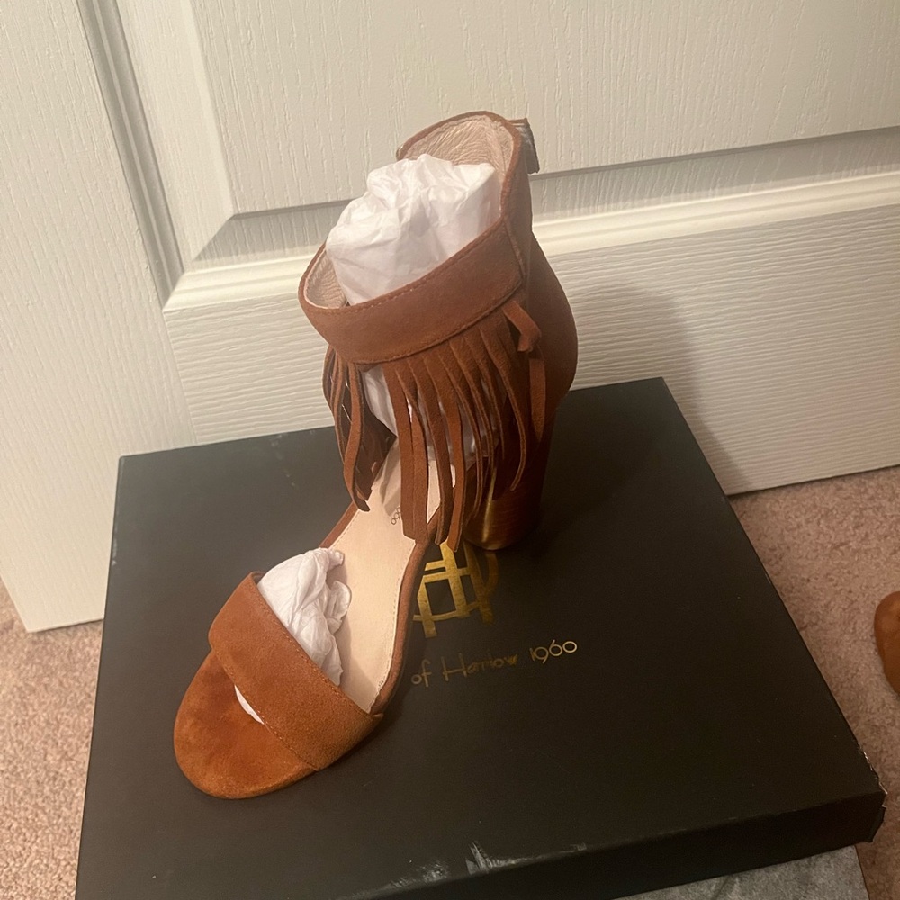 House of Harlow 1960 Brown Stiletto Fringe Sandals